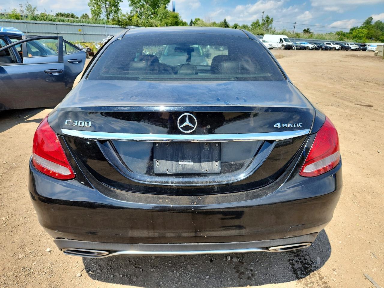2018 Mercedes-Benz C 300 4Matic - zdjęcie 6