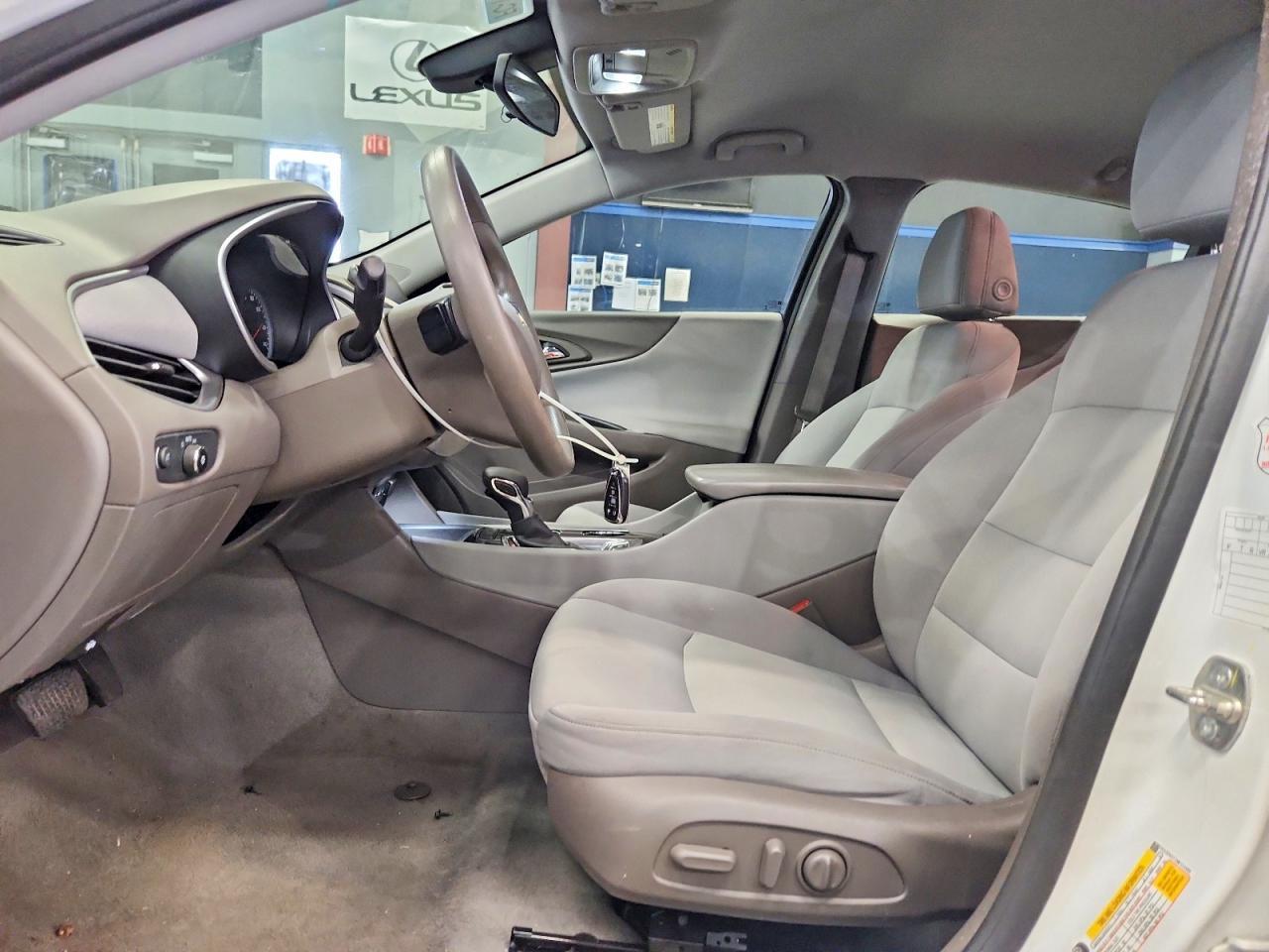 2022 Chevrolet Malibu Lt - zdjęcie 7