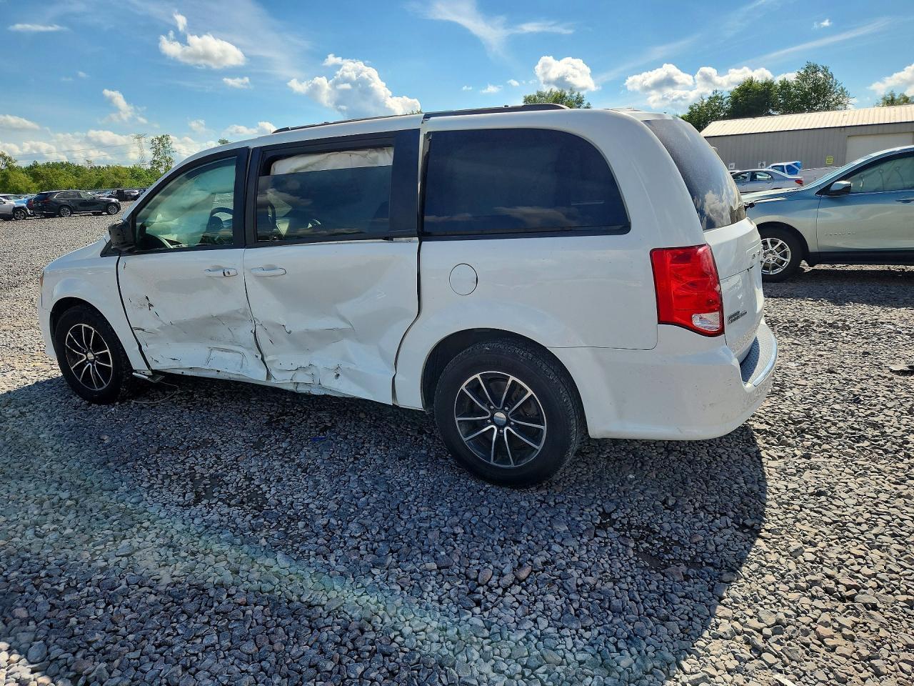 2019 Dodge Grand Caravan Gt - zdjęcie 2