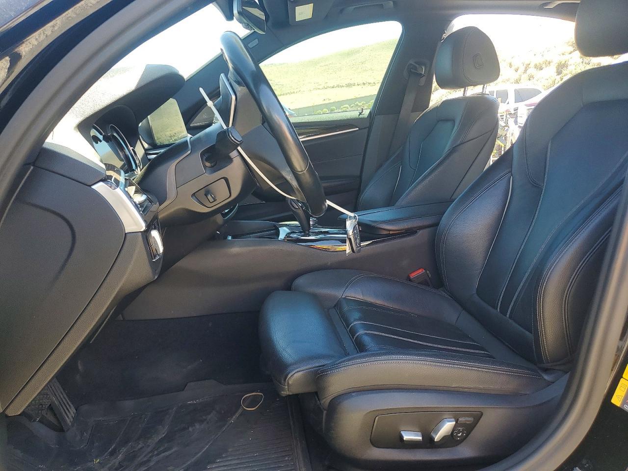 2018 BMW Seria 5 530e - zdjęcie 7