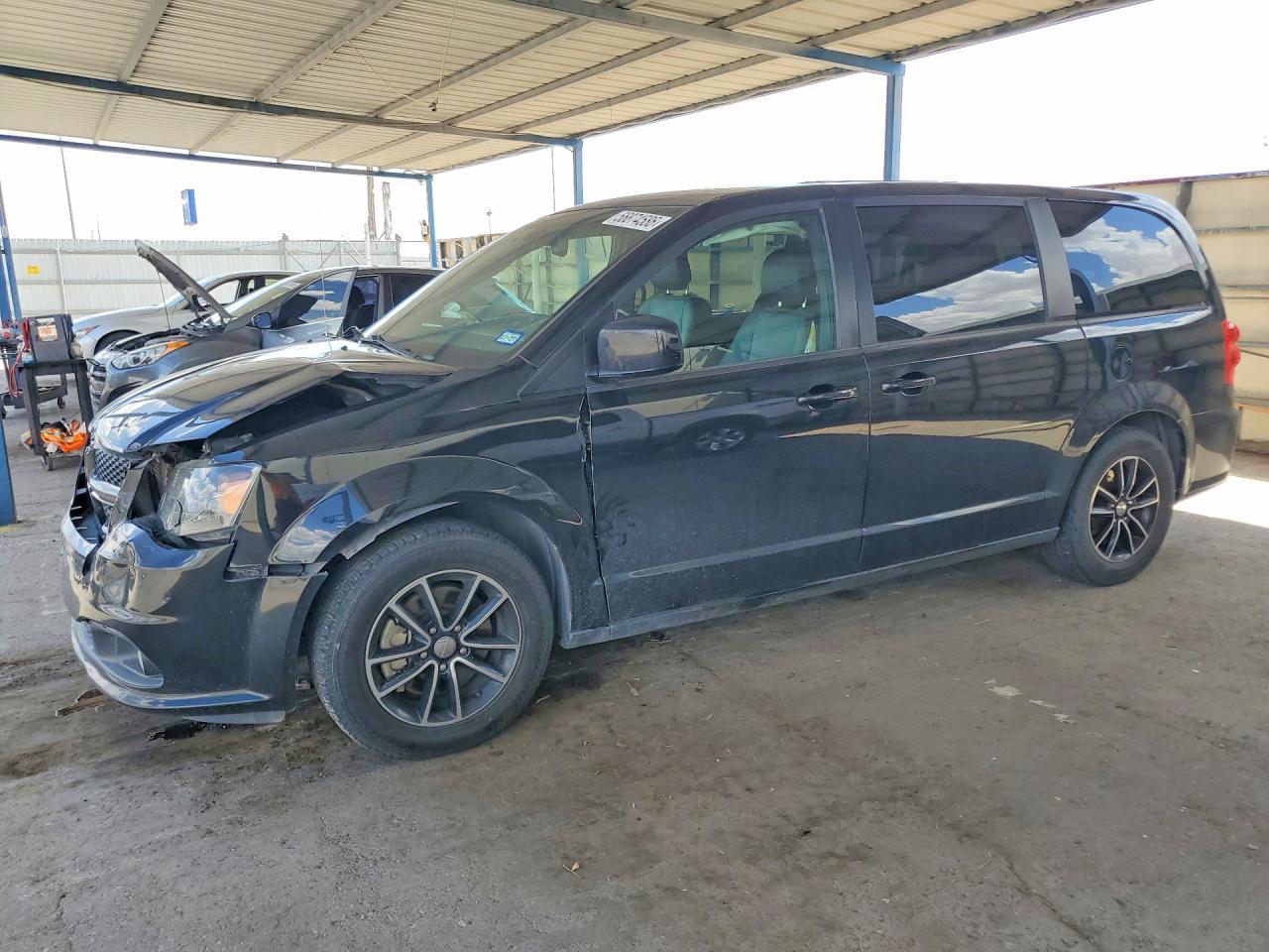 2019 Dodge Grand Caravan Sxt - zdjęcie główne