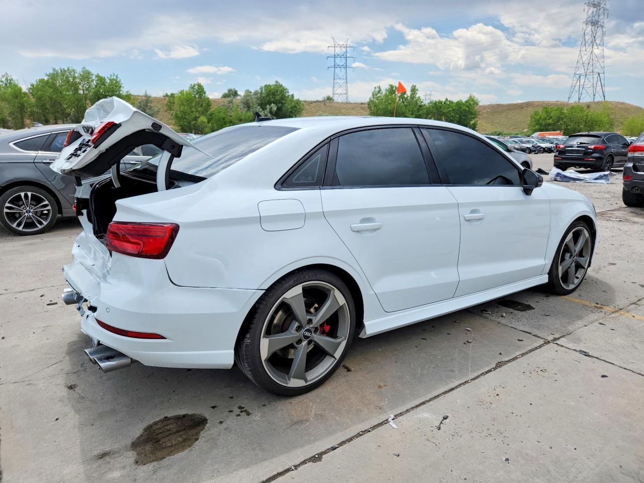 Audi S3 - zdjęcie 3