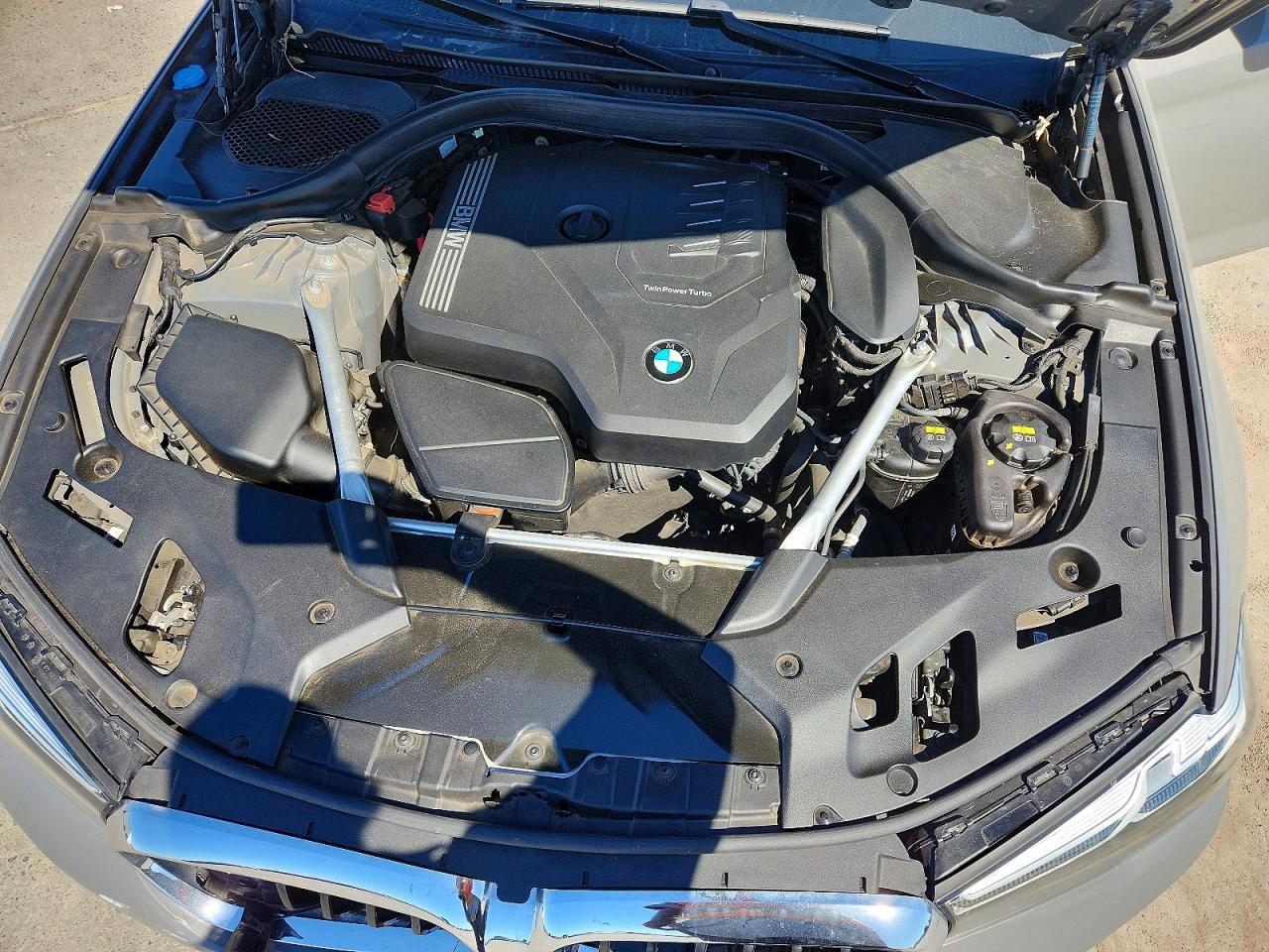 2021 BMW Seria 5 530i - zdjęcie 11