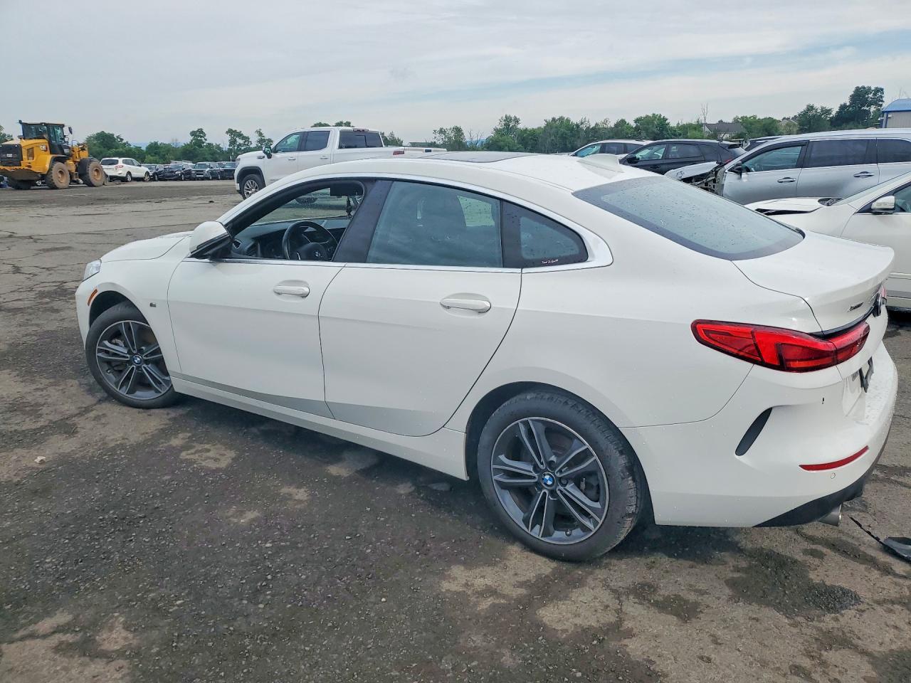 2021 BMW Seria 2 228i - zdjęcie 2
