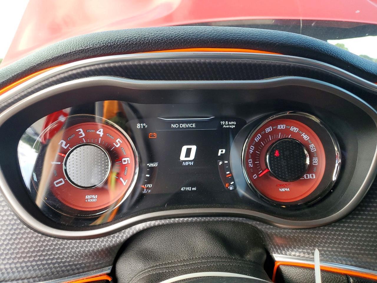 2015 Dodge Challenger Srt Hellcat - zdjęcie 9