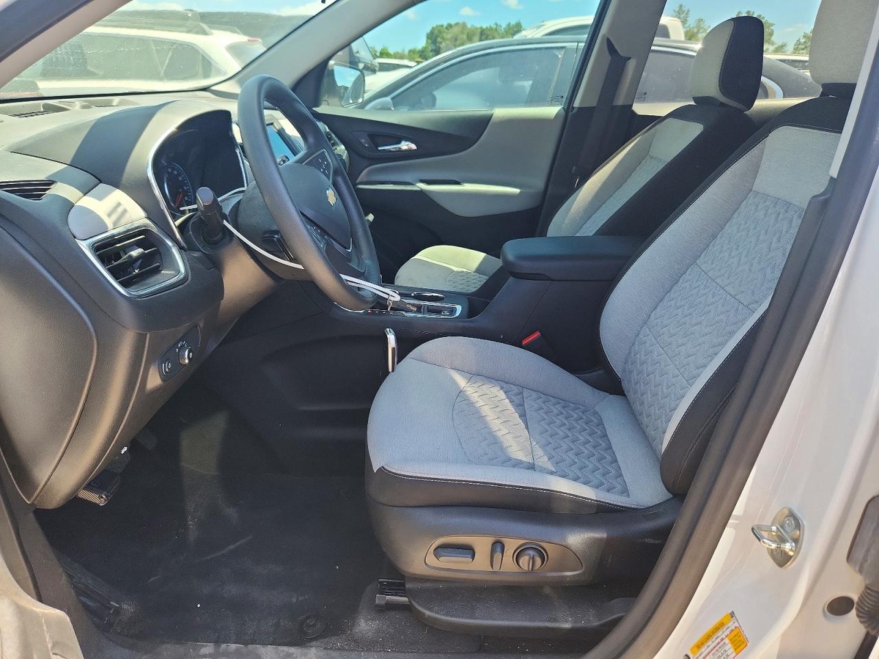 2023 Chevrolet Equinox Ls - zdjęcie 7