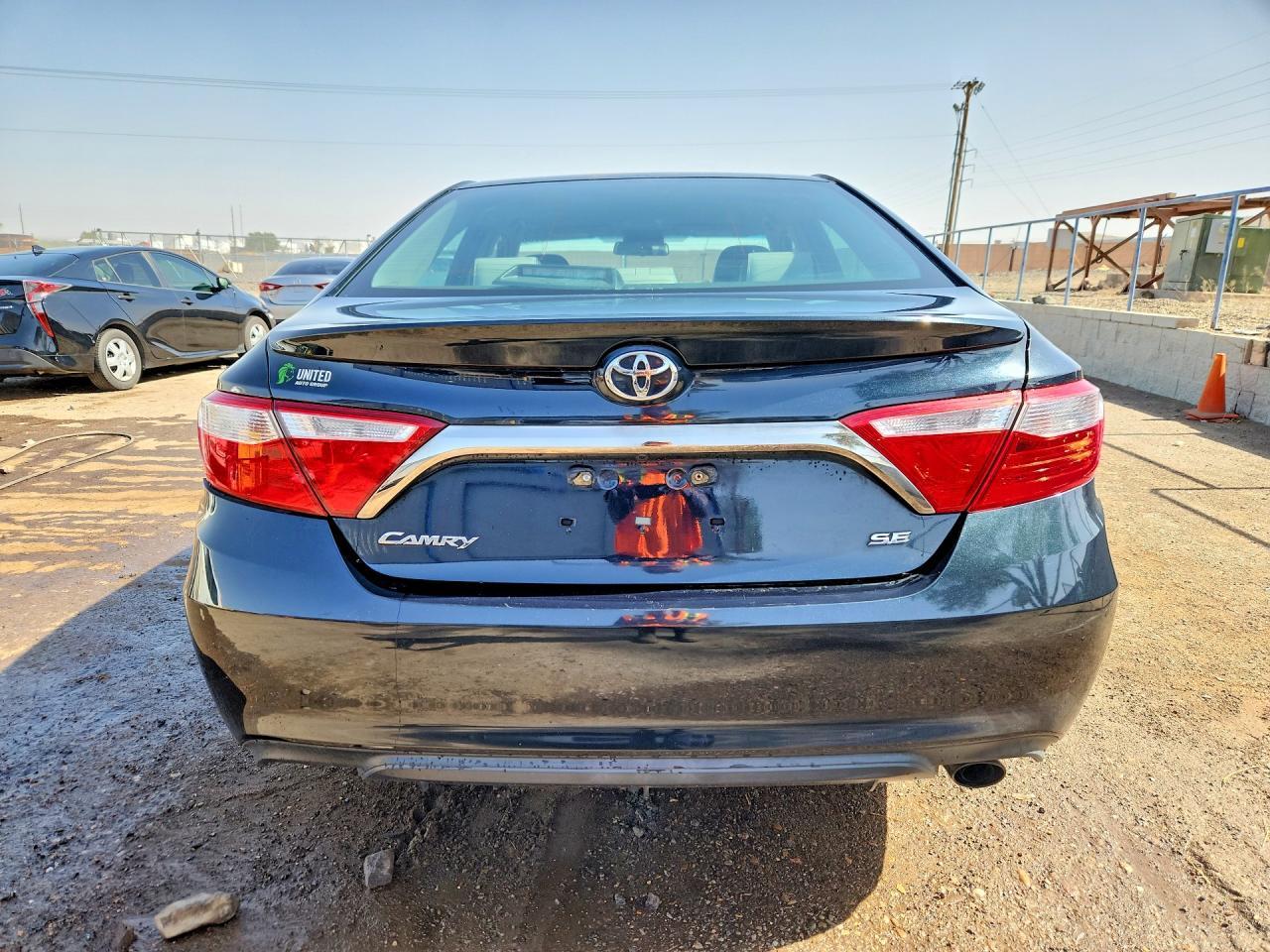 2017 Toyota Camry Se - zdjęcie 6