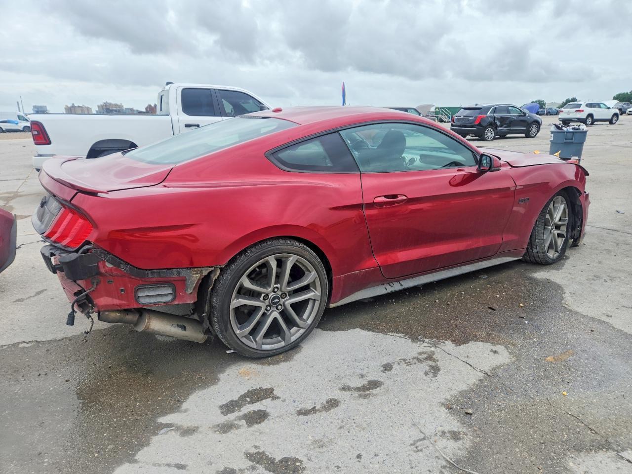 2019 Ford Mustang Gt - zdjęcie 3