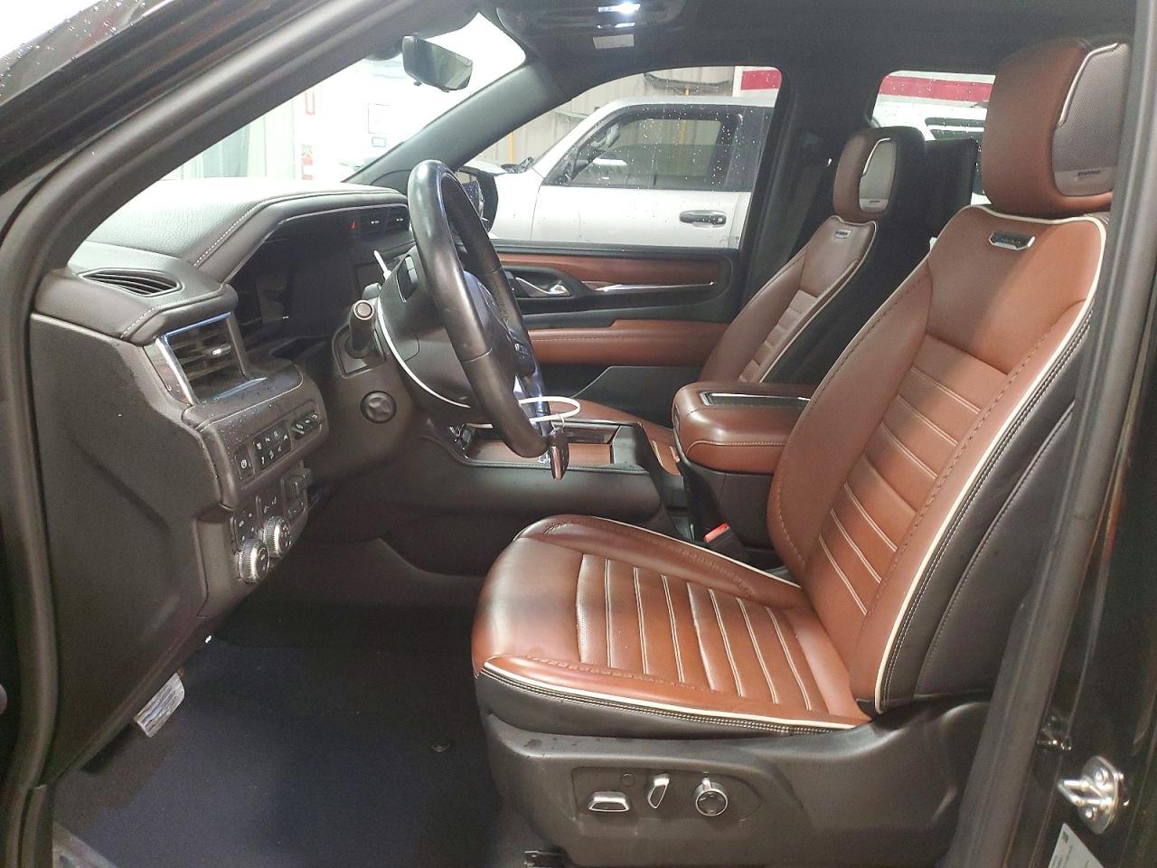 2023 GMC Yukon Denali Ultimate - zdjęcie 7