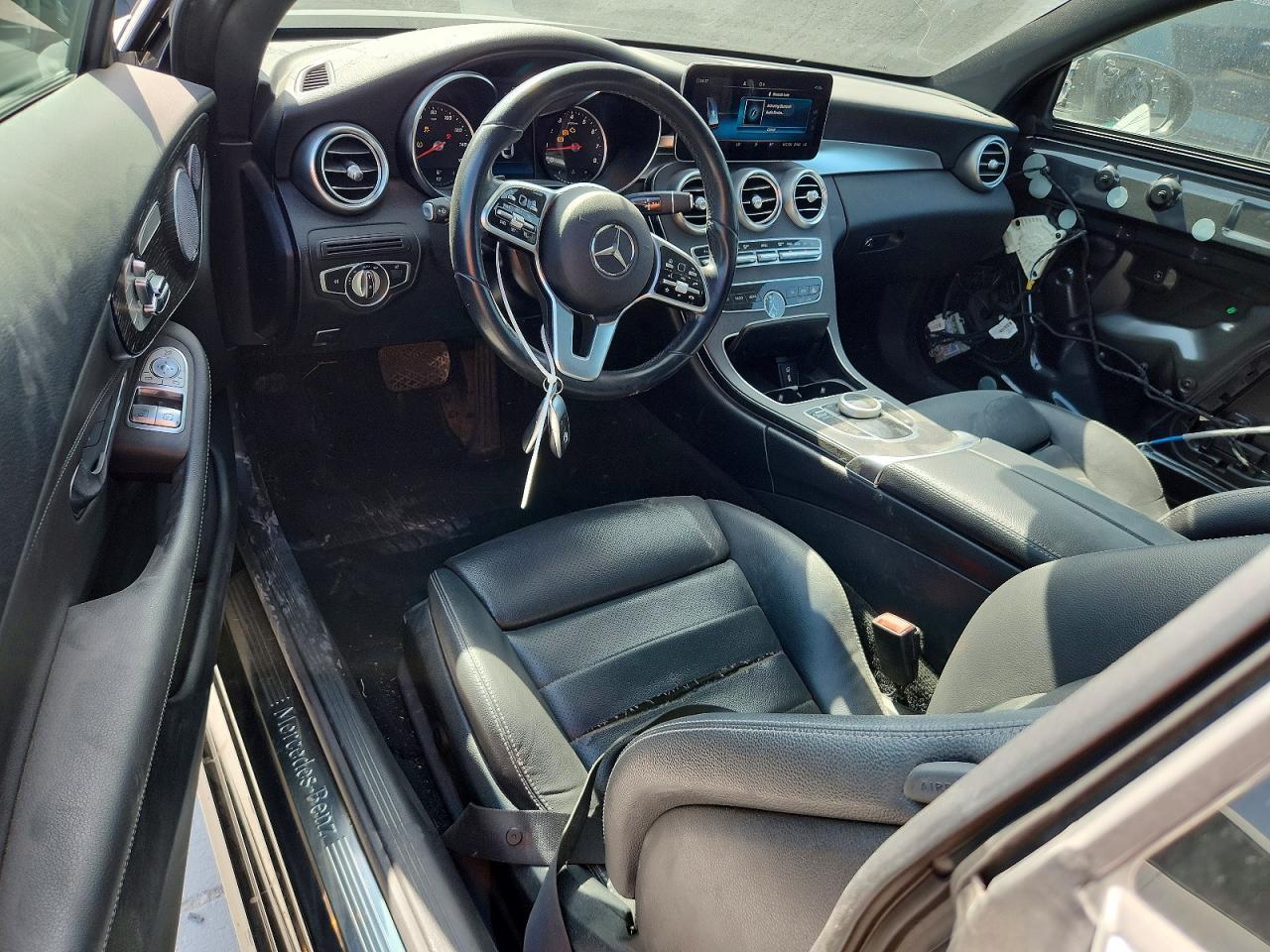 2019 Mercedes-Benz C 300 - zdjęcie 8
