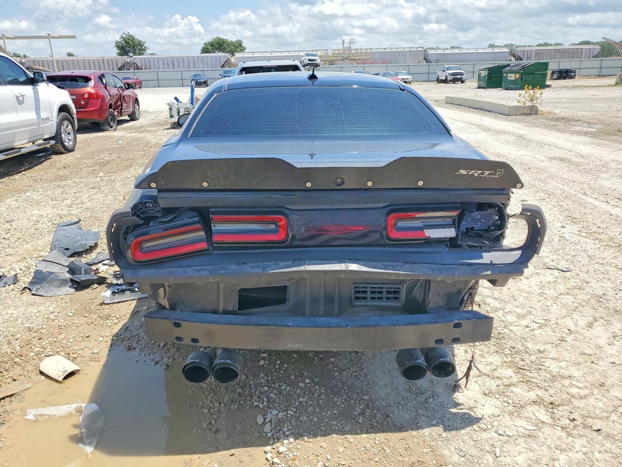 2015 Dodge Challenger R - zdjęcie 6