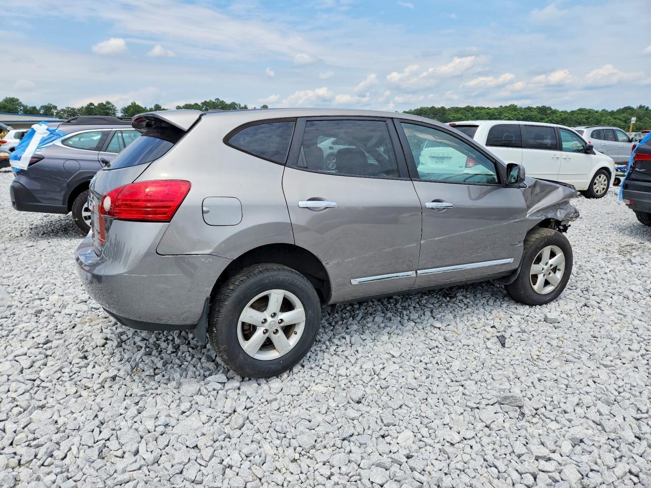 2013 Nissan Rogue S - zdjęcie 3