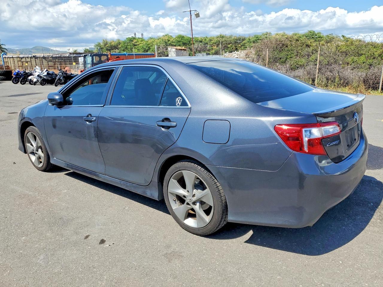 2013 Toyota Camry Se V6 - zdjęcie 2
