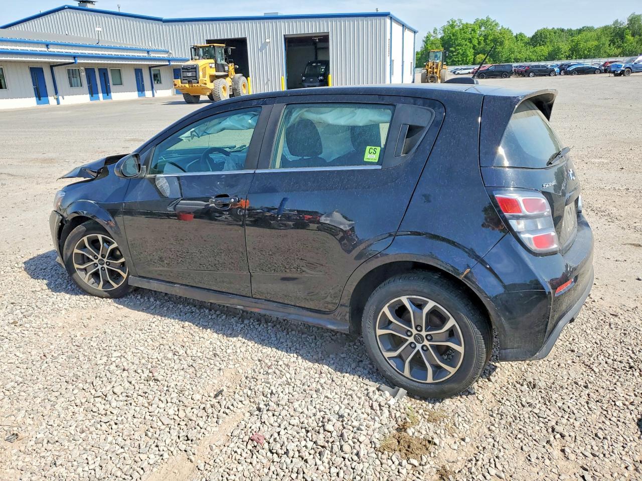 2020 Chevrolet Sonic Lt - zdjęcie 2