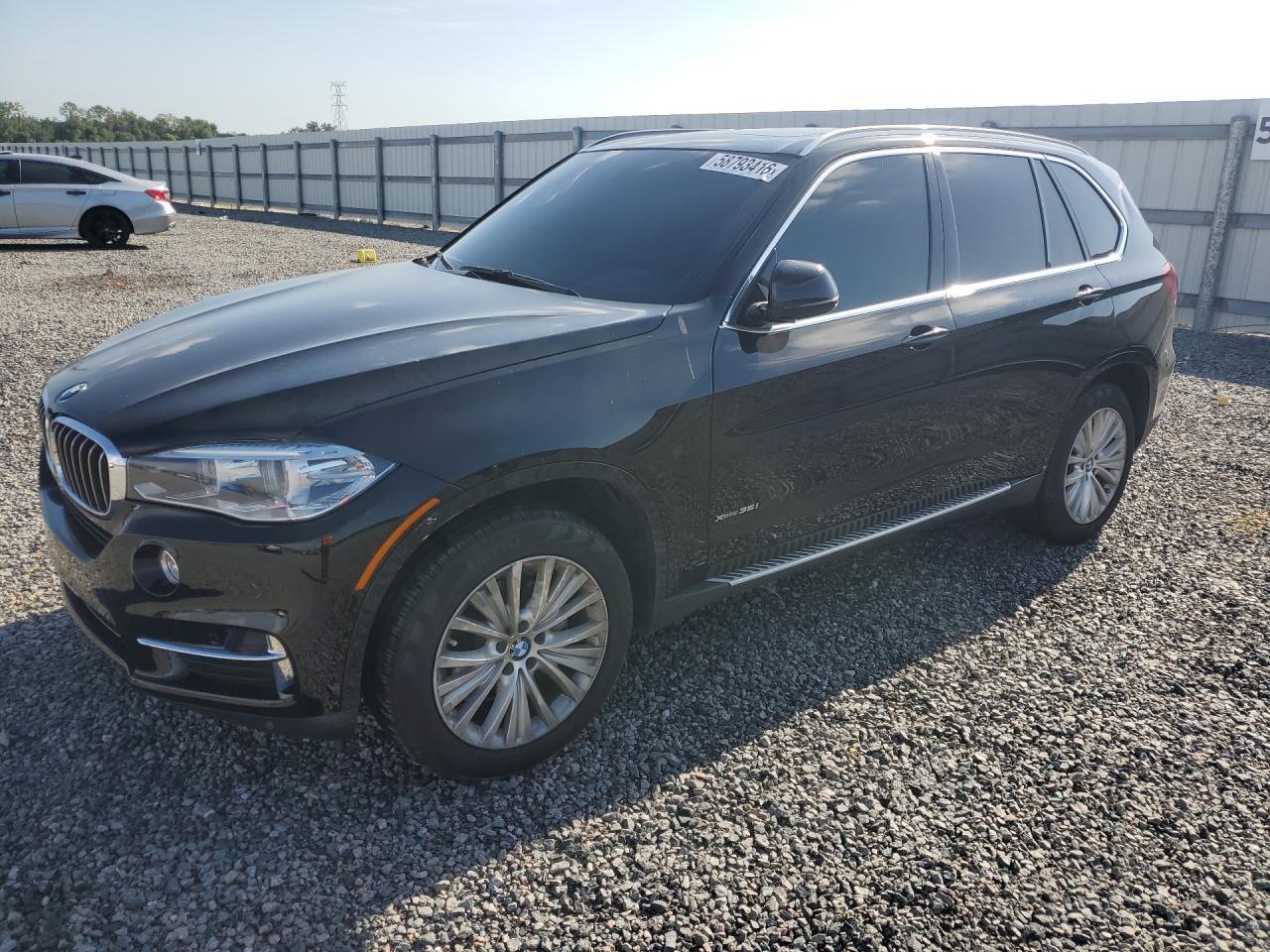 2016 BMW X5 xDrive35I - zdjęcie główne