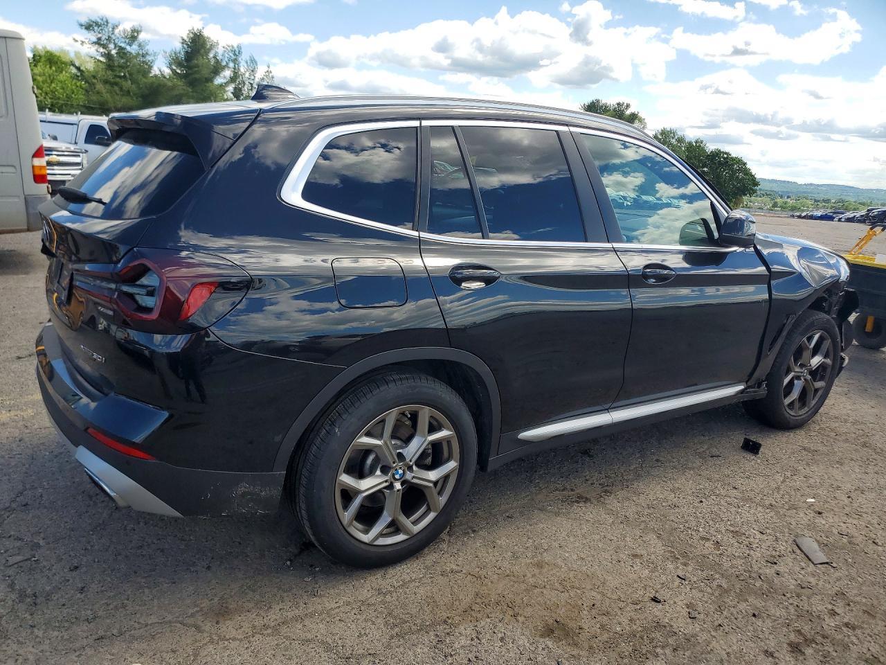 2022 BMW X3 xDrive30I - zdjęcie 3