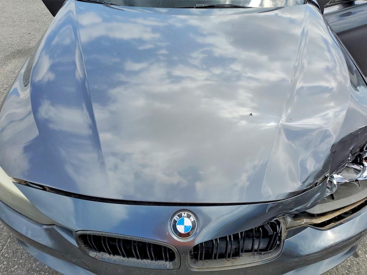 2013 BMW 320 I - zdjęcie 11