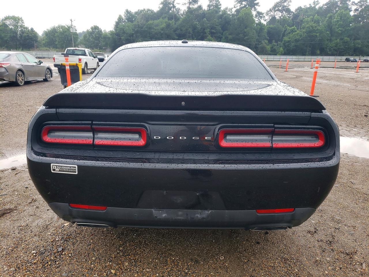 2021 Dodge Challenger R - zdjęcie 6