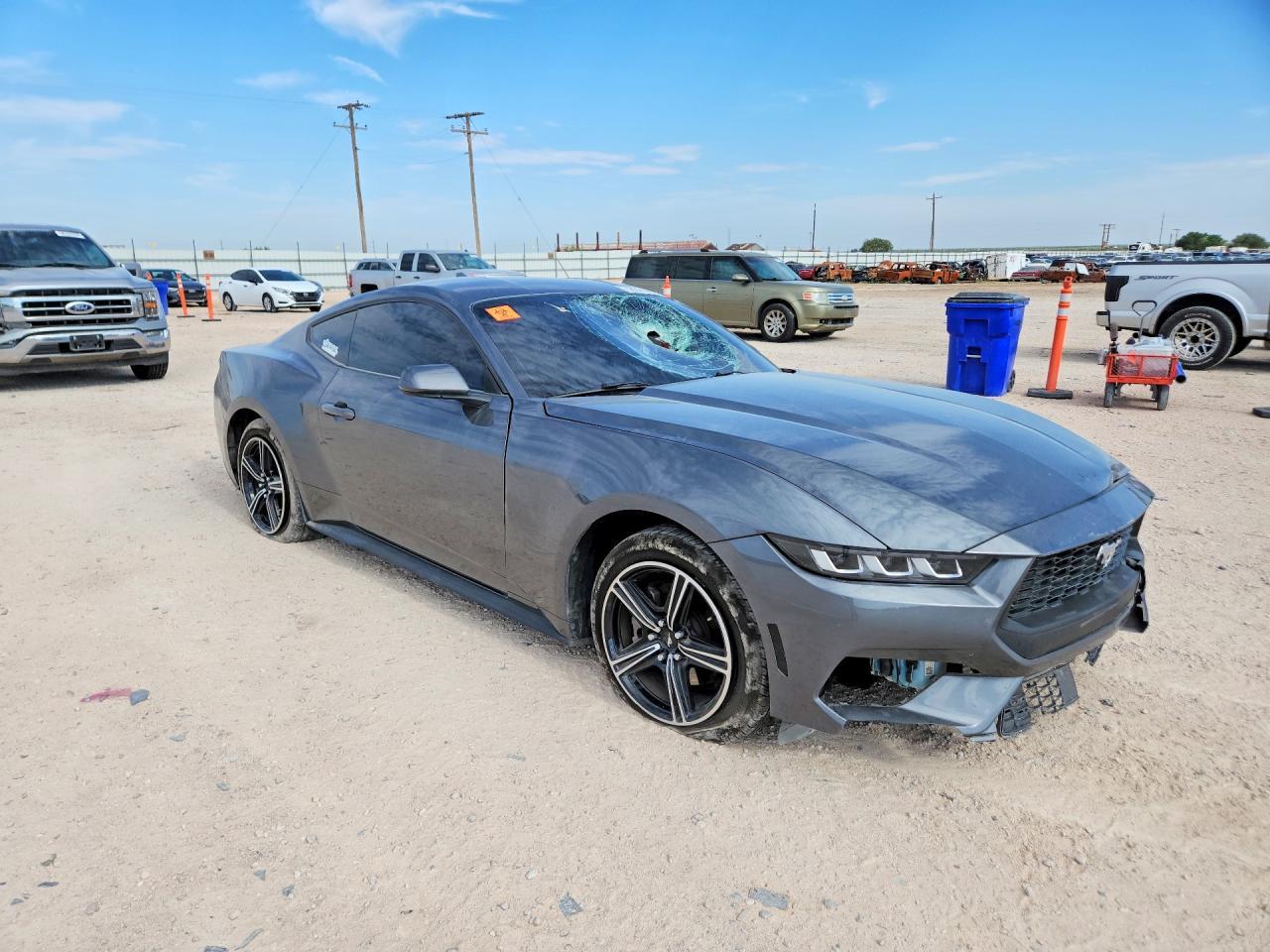 2024 Ford Mustang - zdjęcie 4