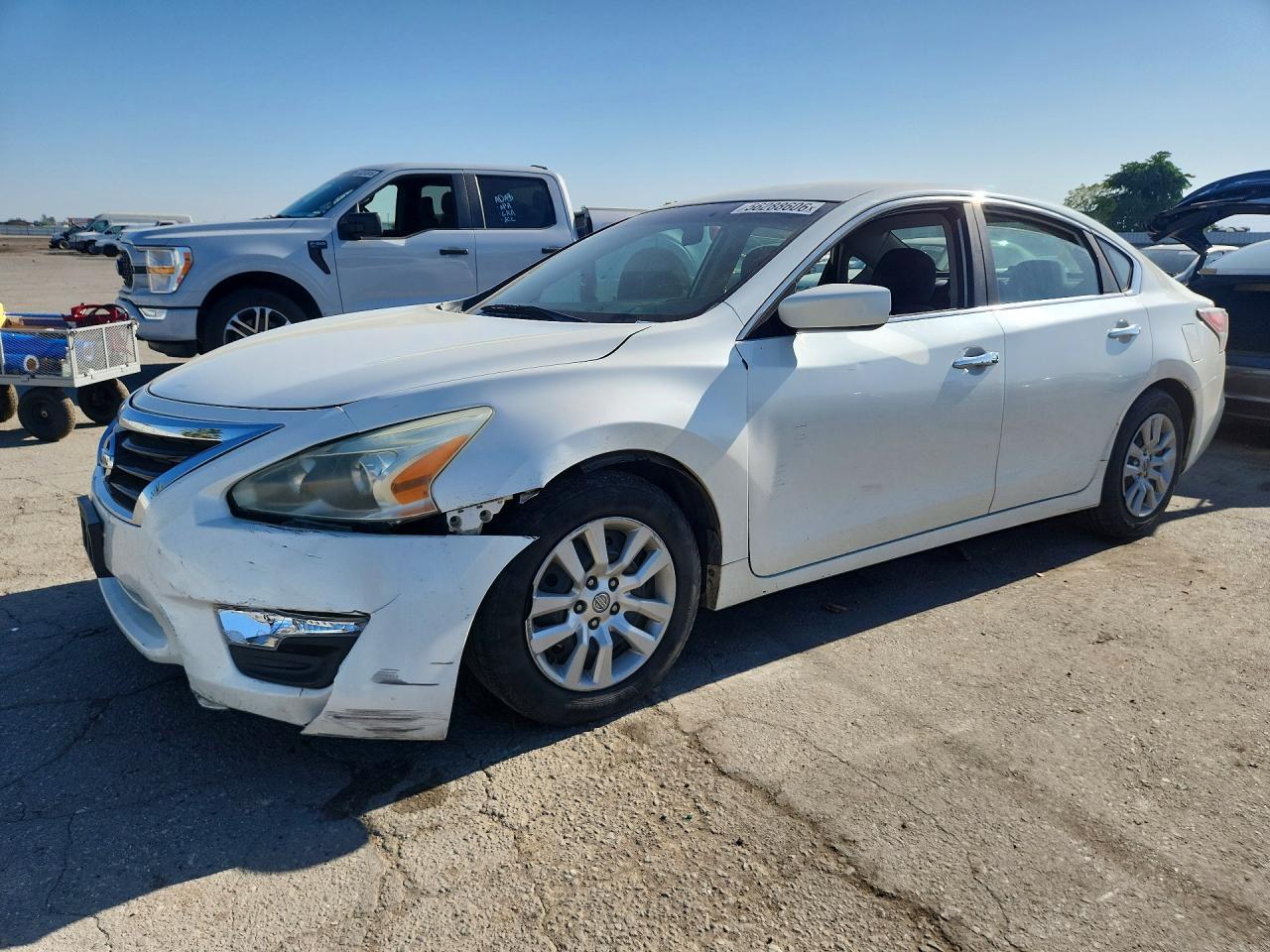 2015 Nissan Altima 2.5 S - zdjęcie główne