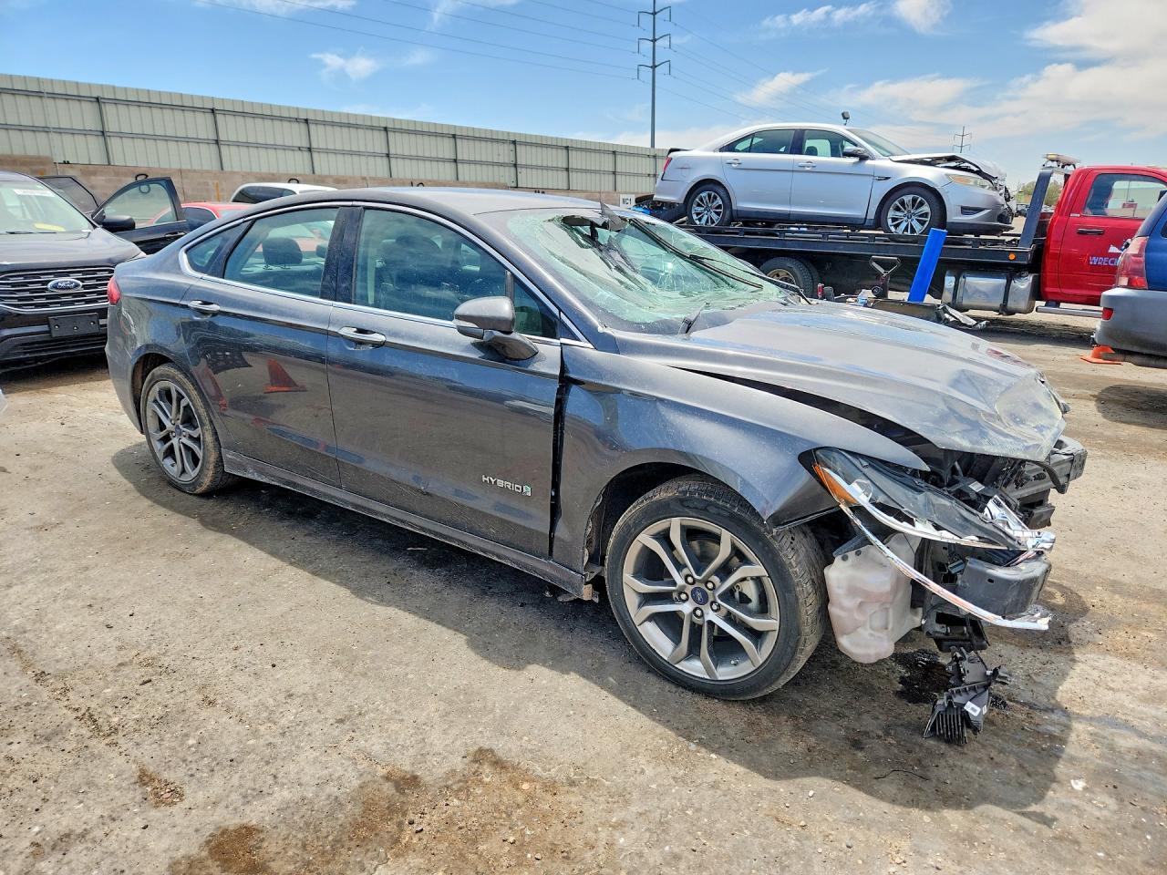 2019 Ford Fusion Titanium - zdjęcie 4
