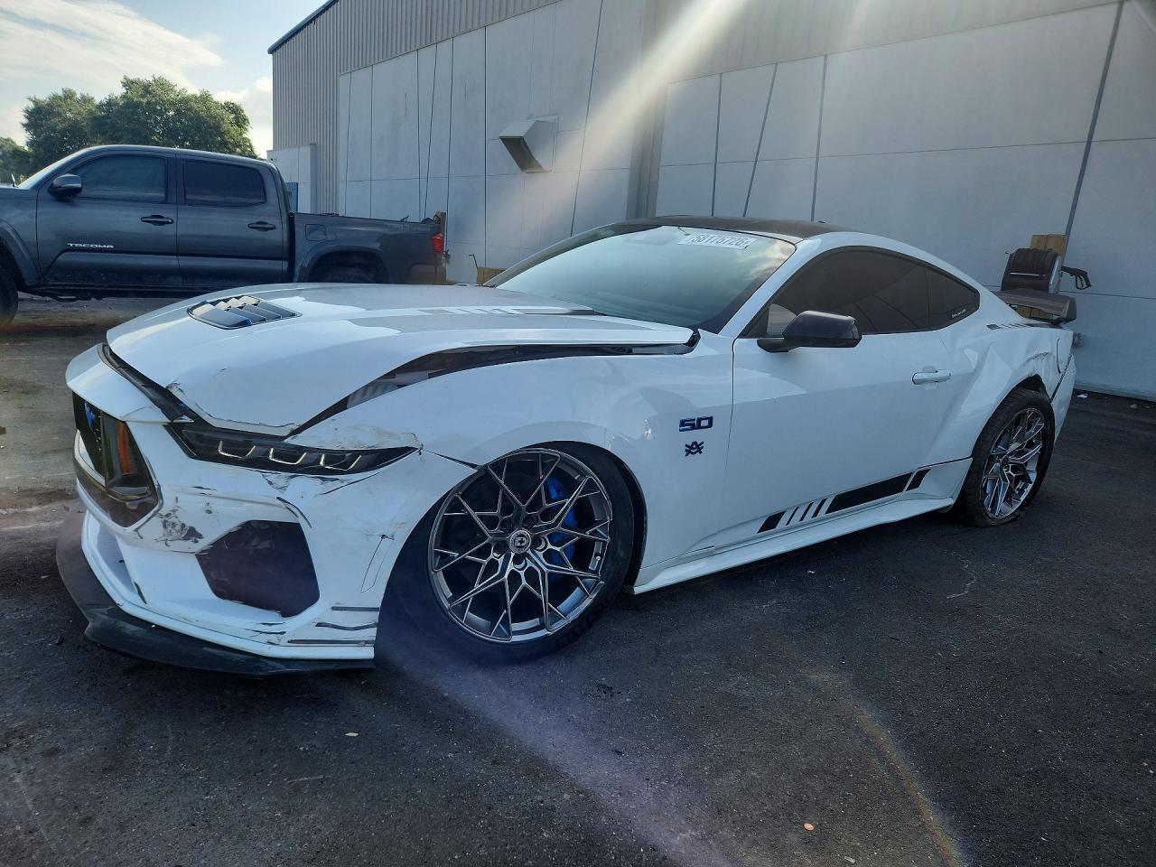 2024 Ford Mustang Gt - zdjęcie główne