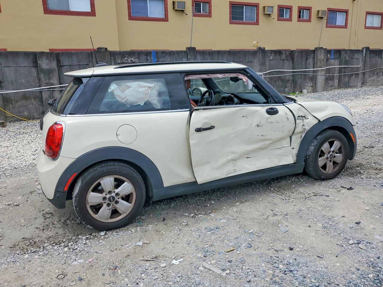 2021 Mini Cooper - zdjęcie 3