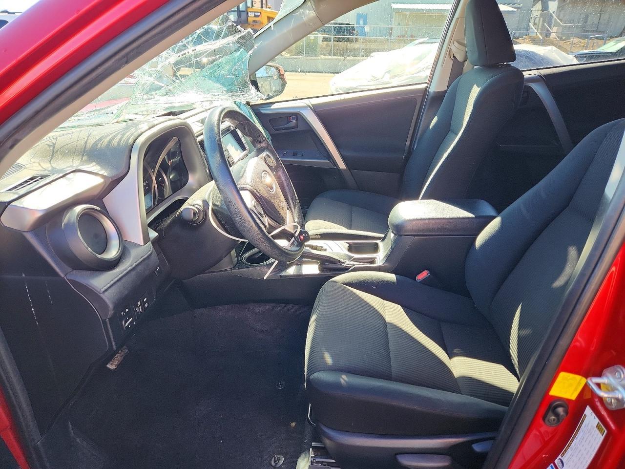 2016 Toyota Rav4 Le - zdjęcie 7