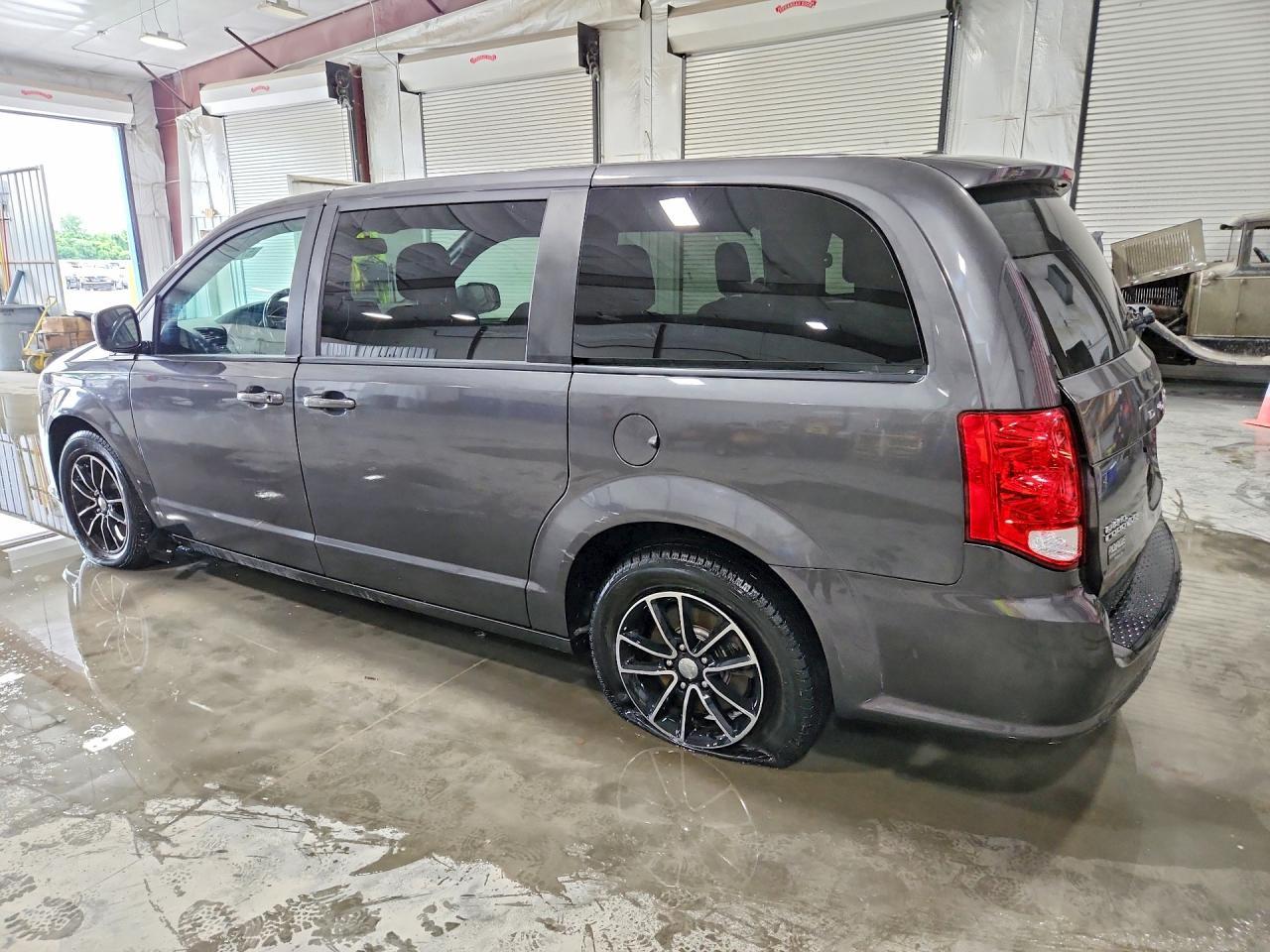 2019 Dodge Grand Caravan Se - zdjęcie 2
