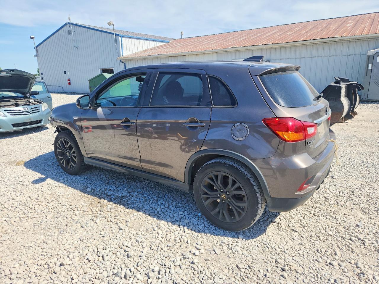 2018 Mitsubishi Outlander Sport Es - zdjęcie 2