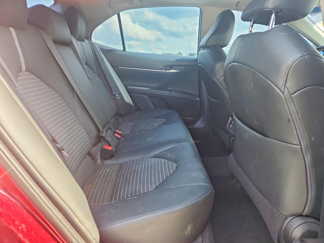 2018 Toyota Camry Se - zdjęcie 10