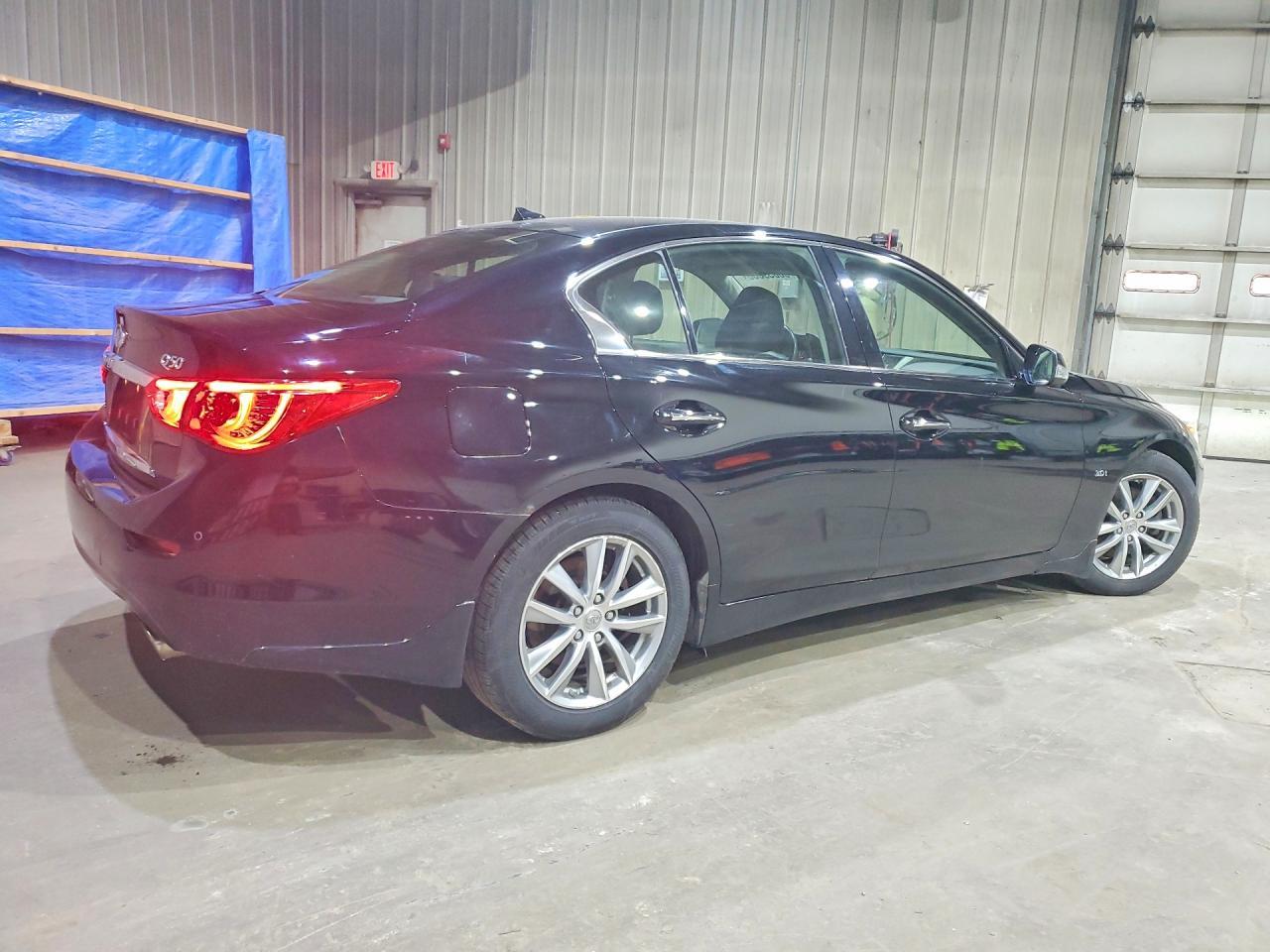 2017 Infiniti Q50 3.0T Premium - zdjęcie 3