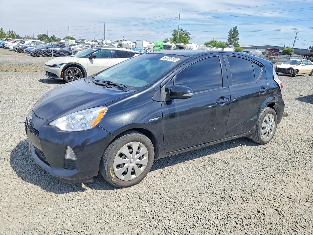 2014 Toyota Prius C One - zdjęcie główne