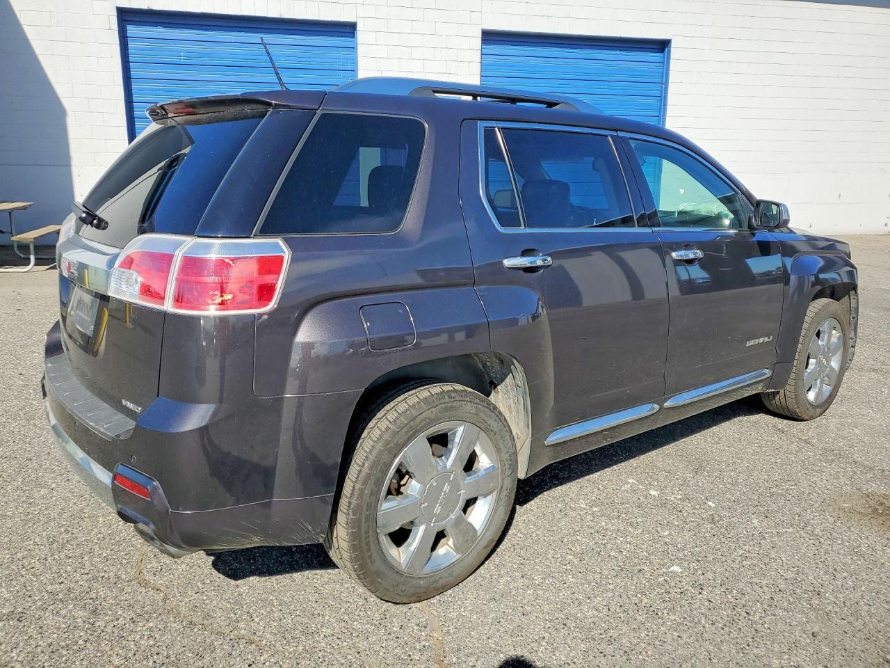 2013 GMC Terrain Denali - zdjęcie 3