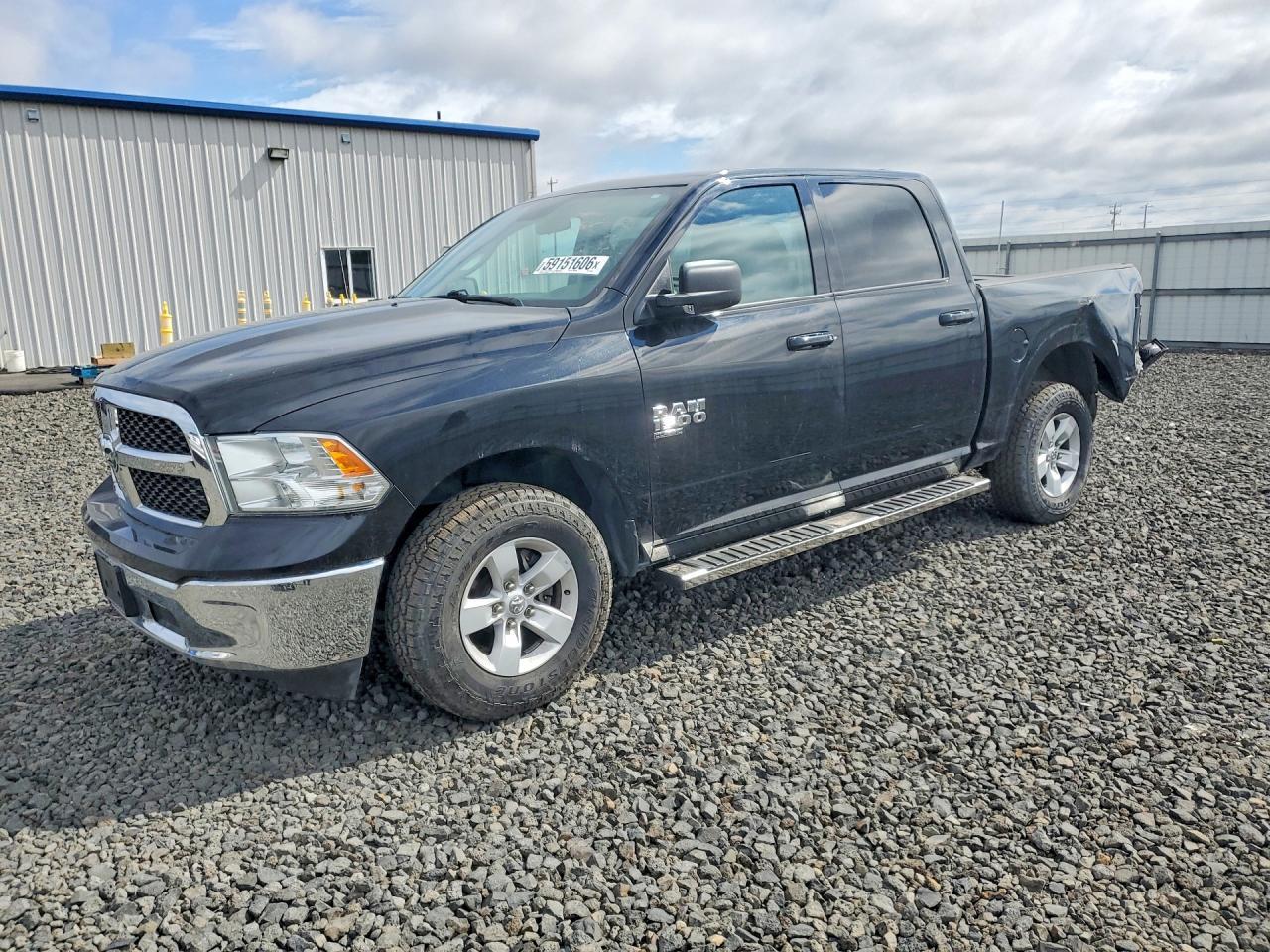 2021 Ram 1500 Classic Slt - zdjęcie główne