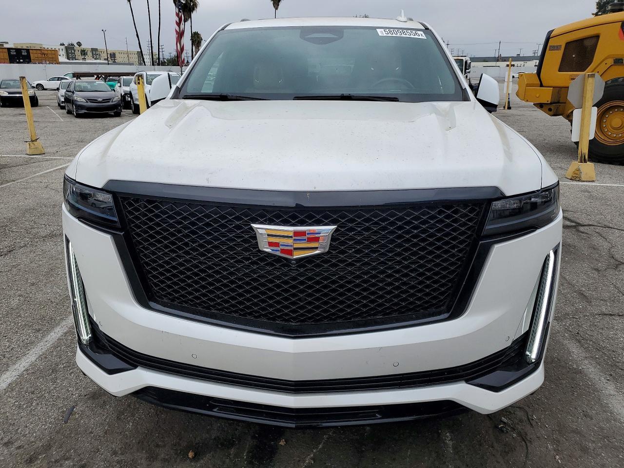 2024 Cadillac Escalade Esv Sport - zdjęcie 5