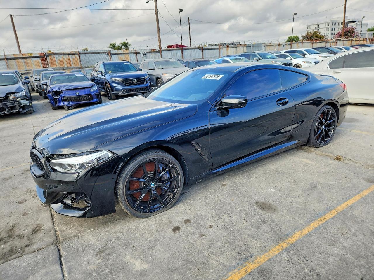 2019 BMW M850Xi - zdjęcie główne