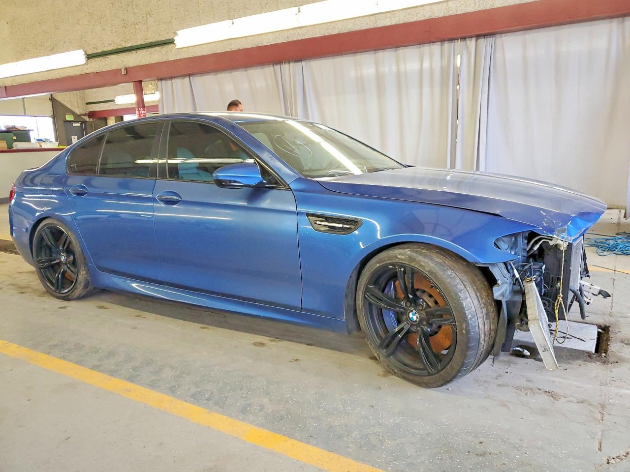 2013 BMW M5 - zdjęcie 4