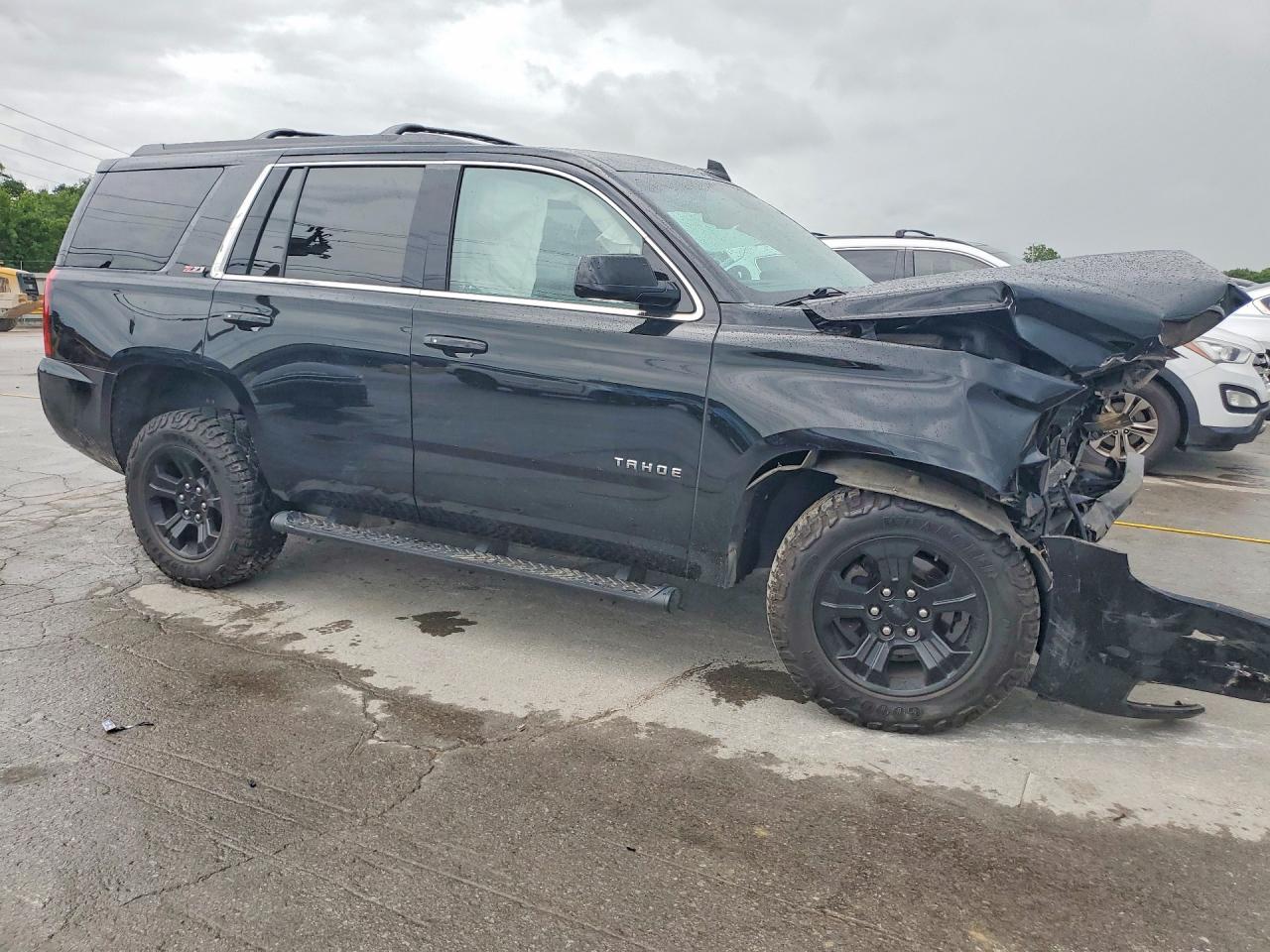 2017 Chevrolet Tahoe K1500 Lt - zdjęcie 4