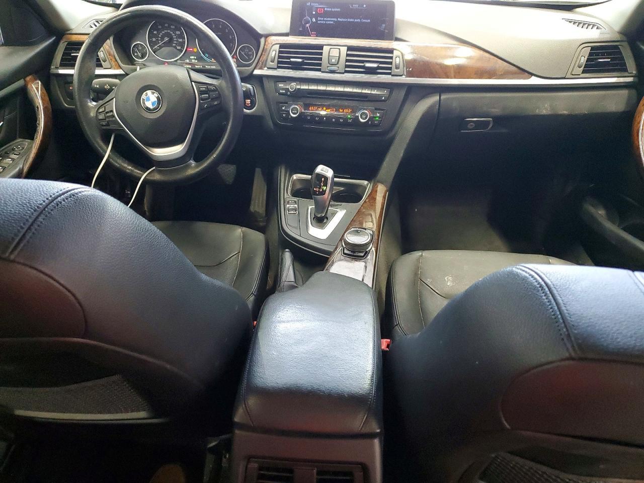 2015 BMW Seria 3 328i - zdjęcie 8