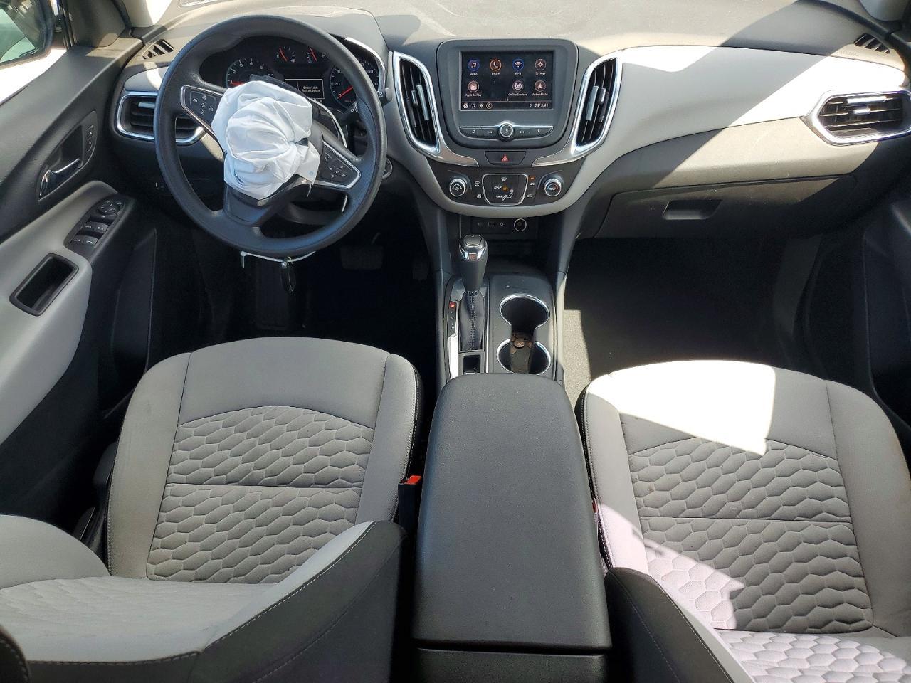 2020 Chevrolet Equinox Ls - zdjęcie 8