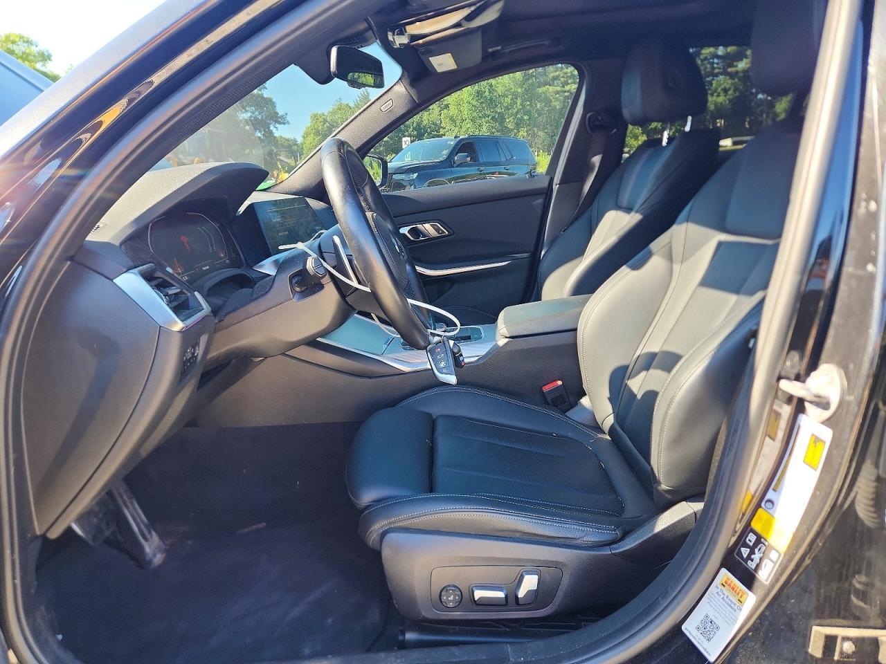 2022 BMW Seria 3 330i - zdjęcie 7