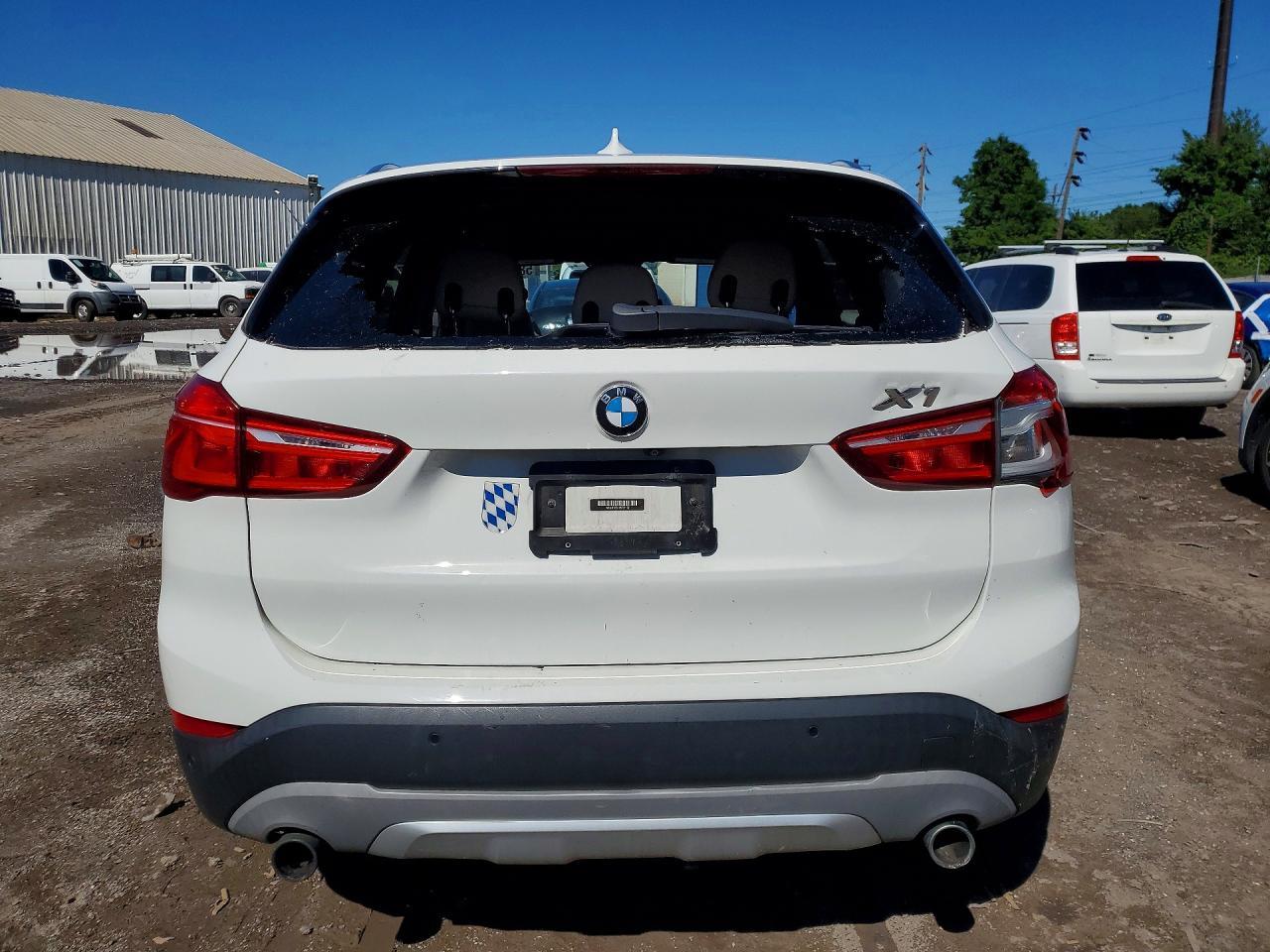 2017 BMW X1 xDrive28I - zdjęcie 6