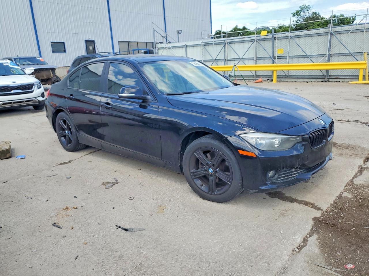 BMW Seria 3 - zdjęcie 4