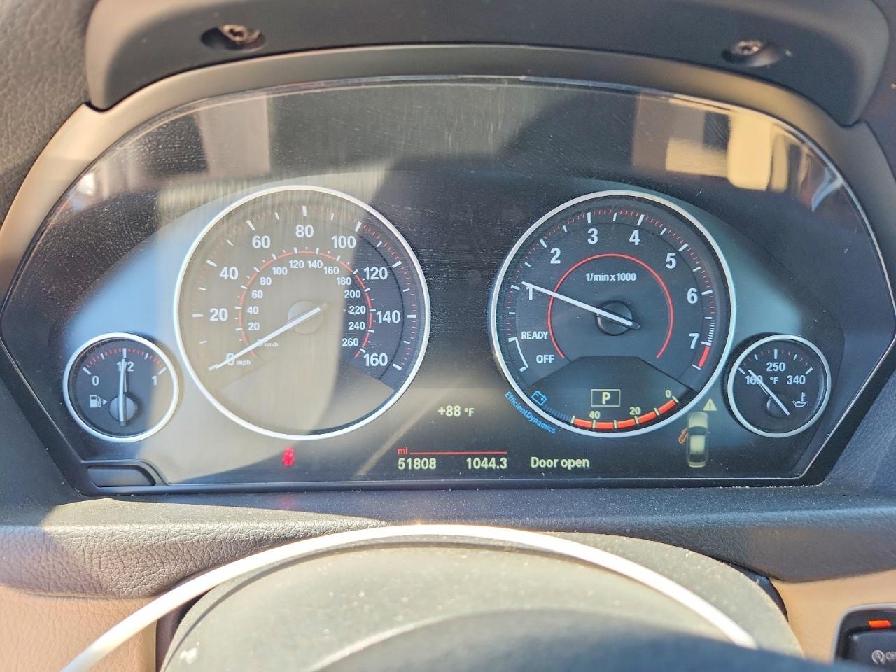 2018 BMW Seria 3 330i - zdjęcie 9