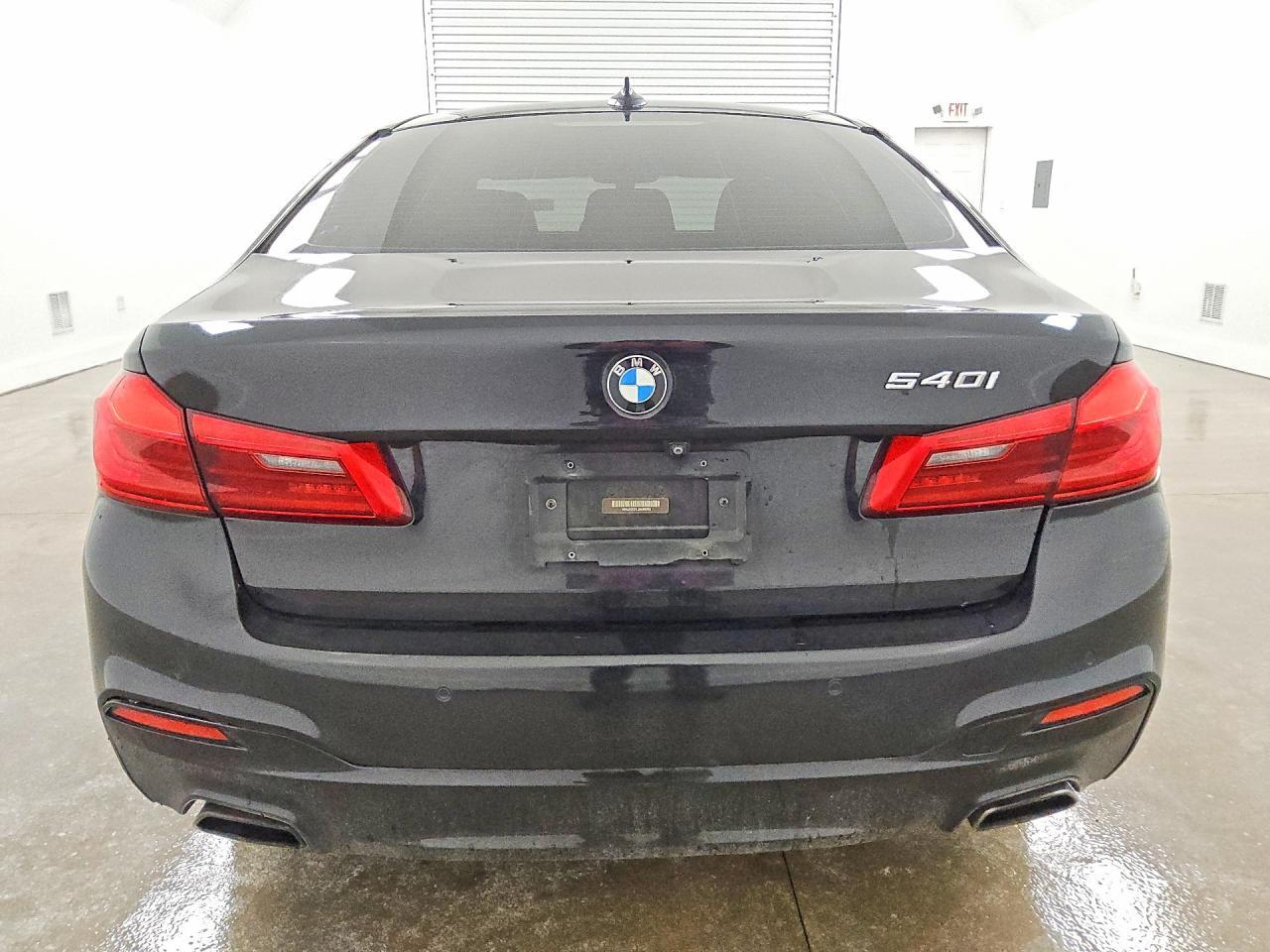 2018 BMW 540 I - zdjęcie 6