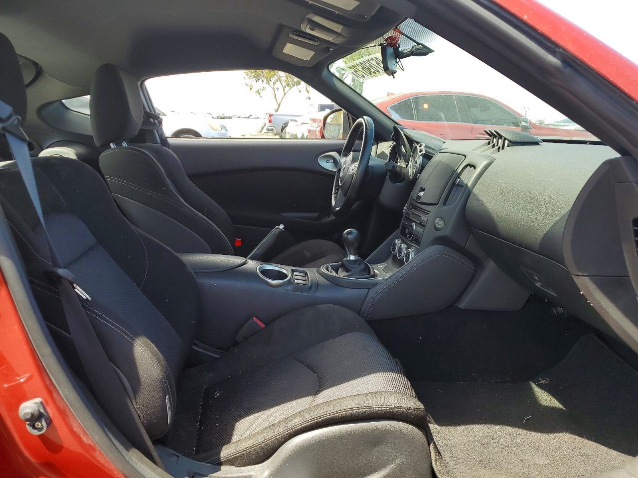 2014 Nissan 370Z Base - zdjęcie 10