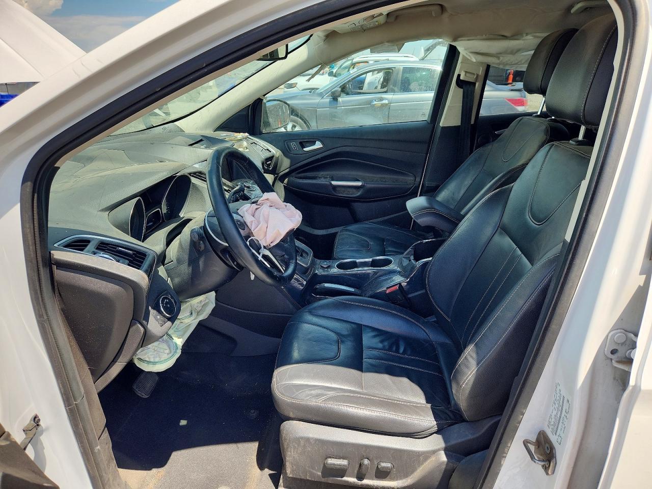 2013 Ford Escape Titanium - zdjęcie 7
