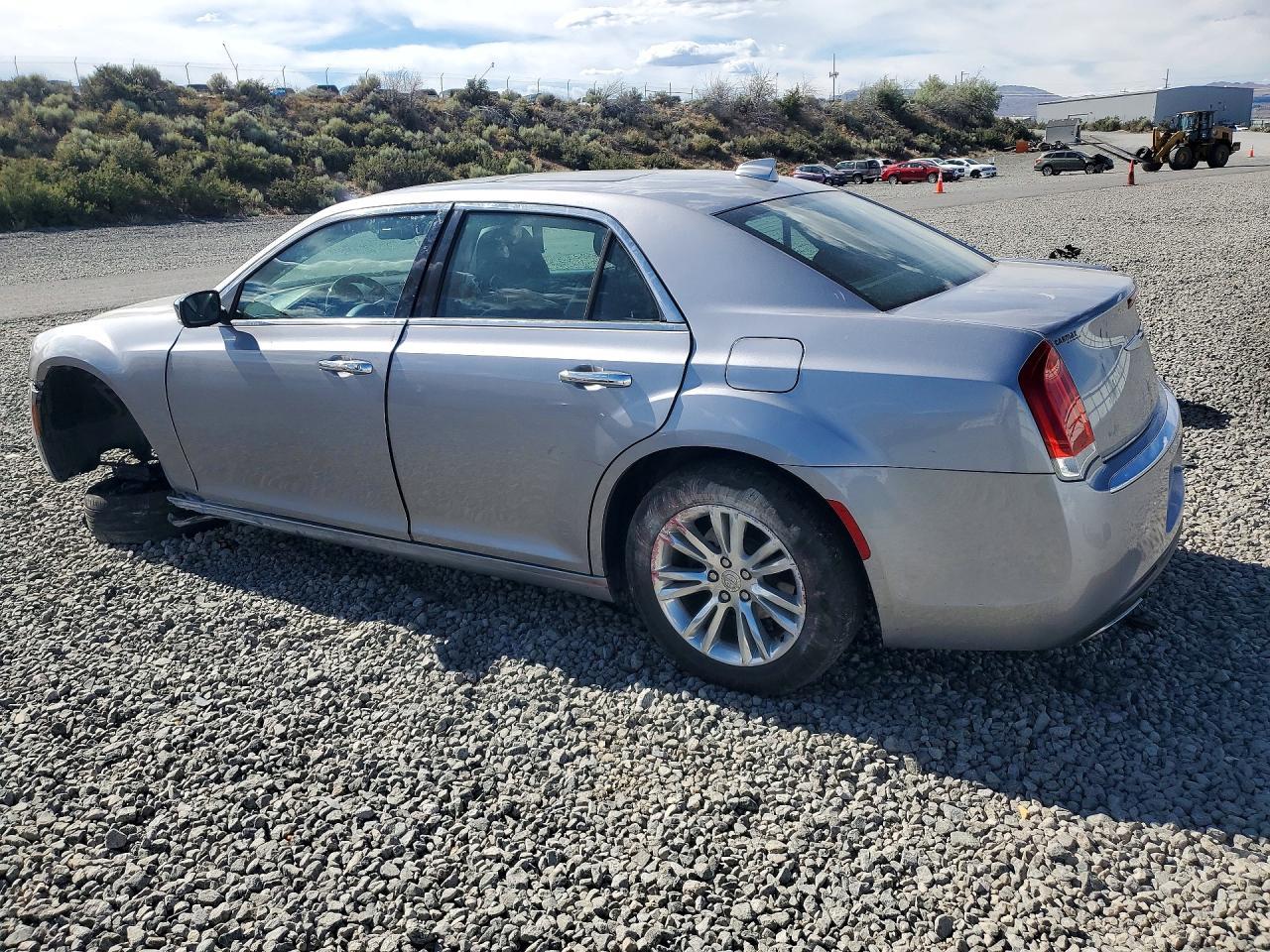 2016 Chrysler 300C - zdjęcie 2