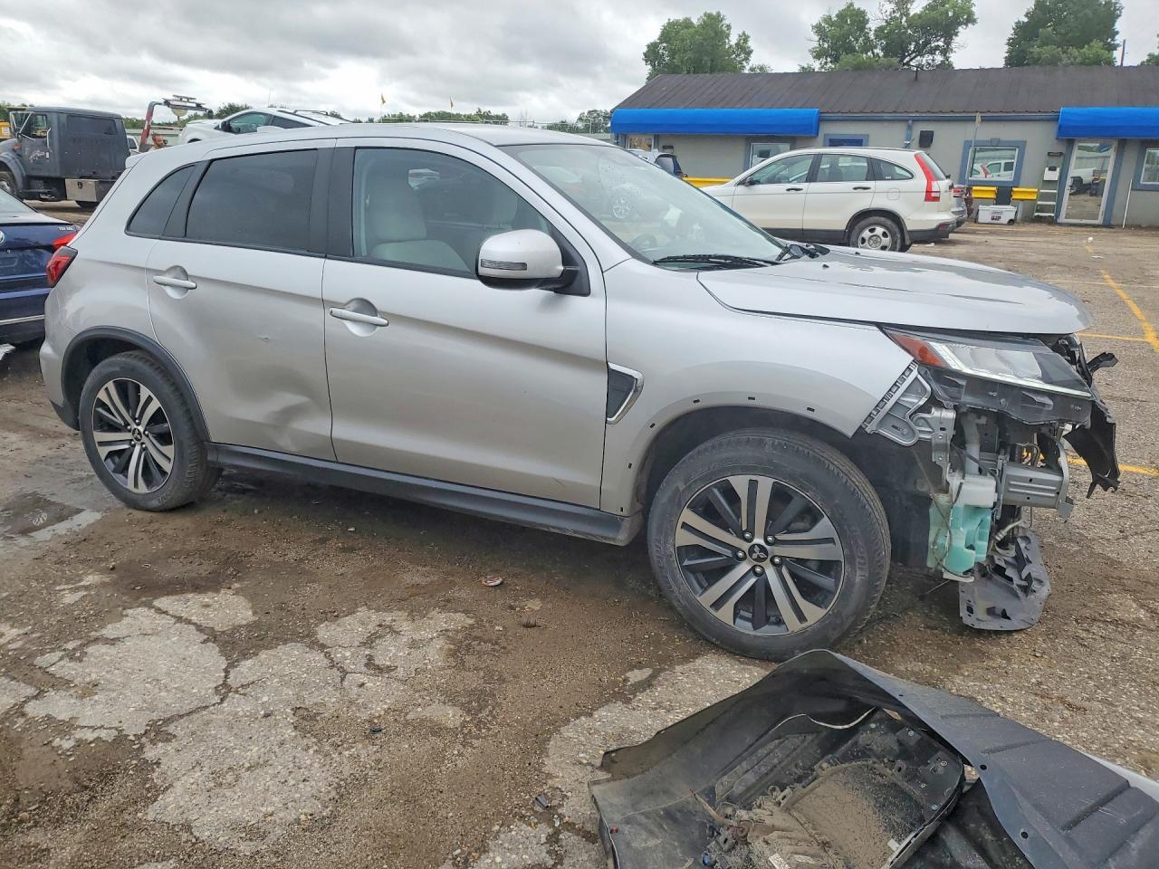 2020 Mitsubishi Outlander Sport Se - zdjęcie 4